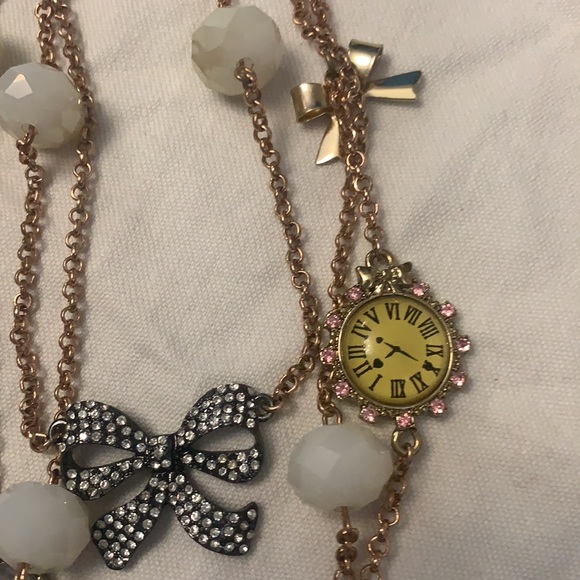 BETSEY JOHNSON THREE CHAIN Layered Necklace WITH CHARMS Clock watch - Picture 14 of 15